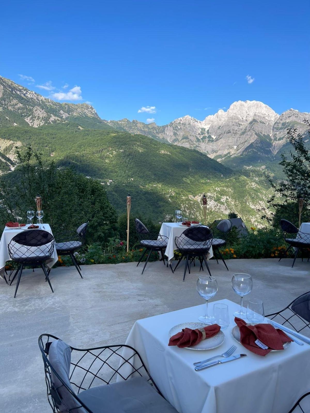 Vidis Chalet Boutique Hotel Theth Esterno foto