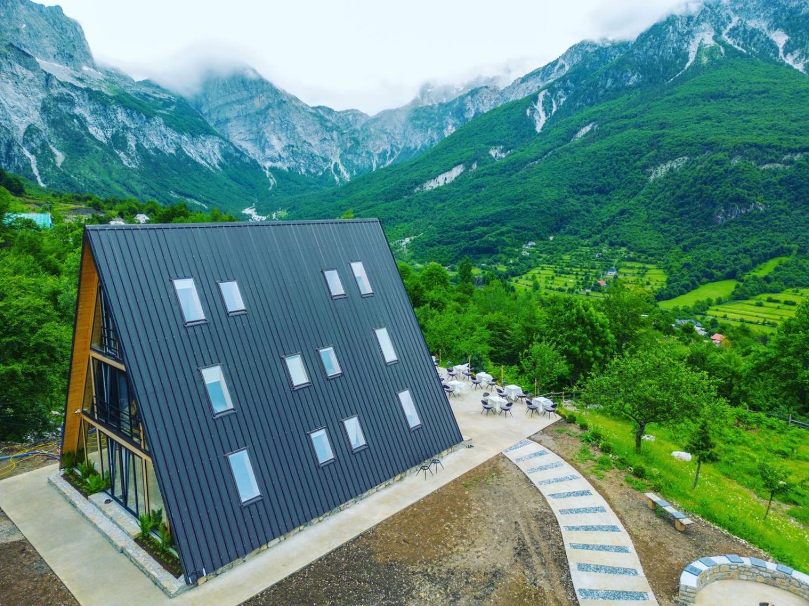 Vidis Chalet Boutique Hotel Theth Esterno foto