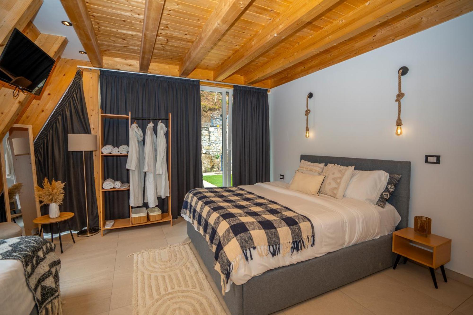 Vidis Chalet Boutique Hotel Theth Esterno foto