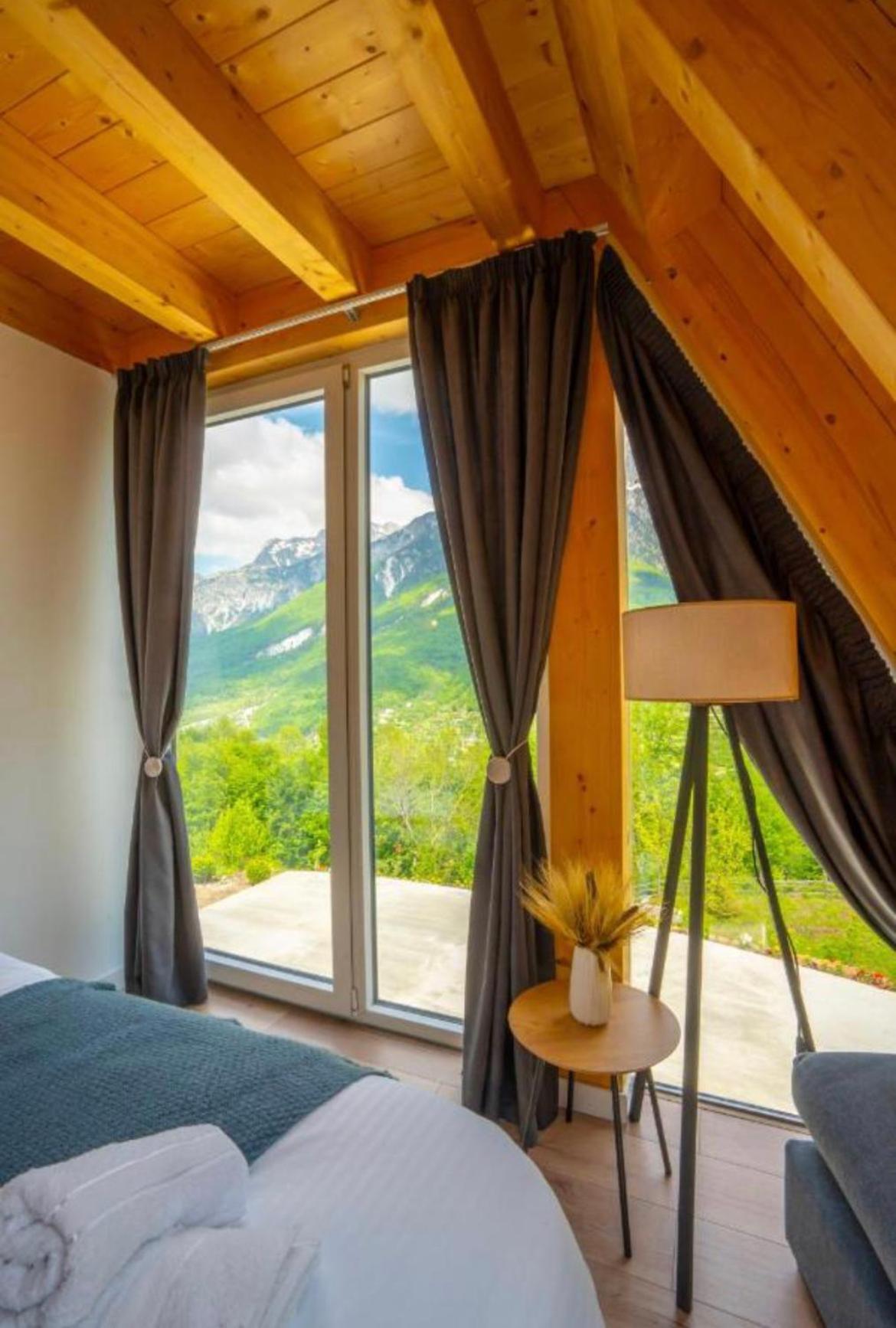 Vidis Chalet Boutique Hotel Theth Esterno foto