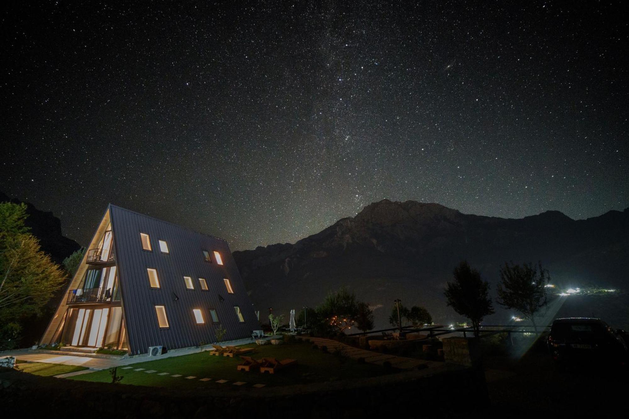 Vidis Chalet Boutique Hotel Theth Esterno foto