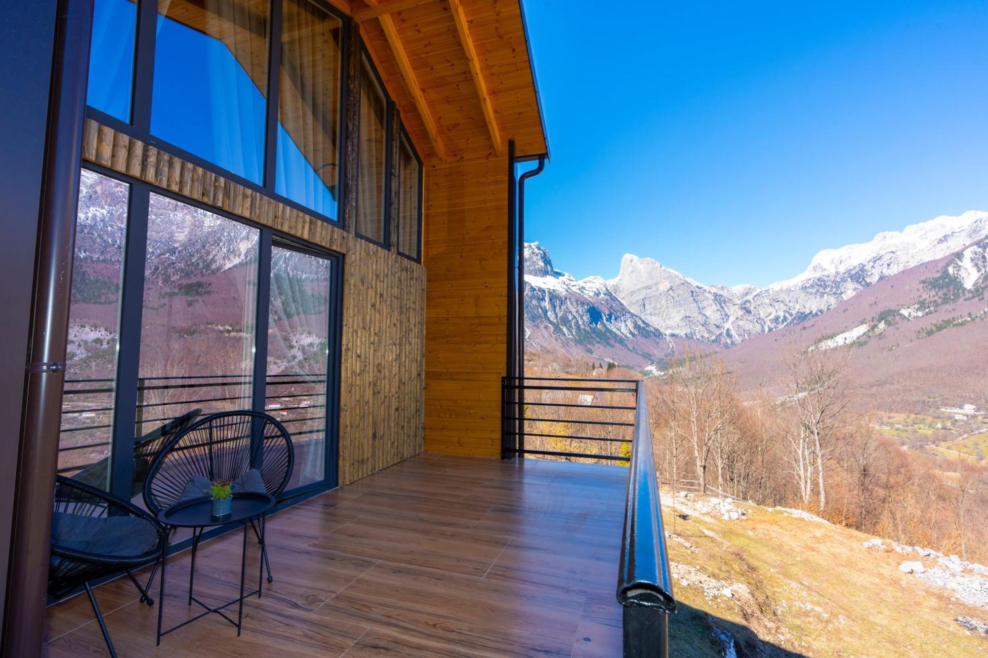 Vidis Chalet Boutique Hotel Theth Esterno foto