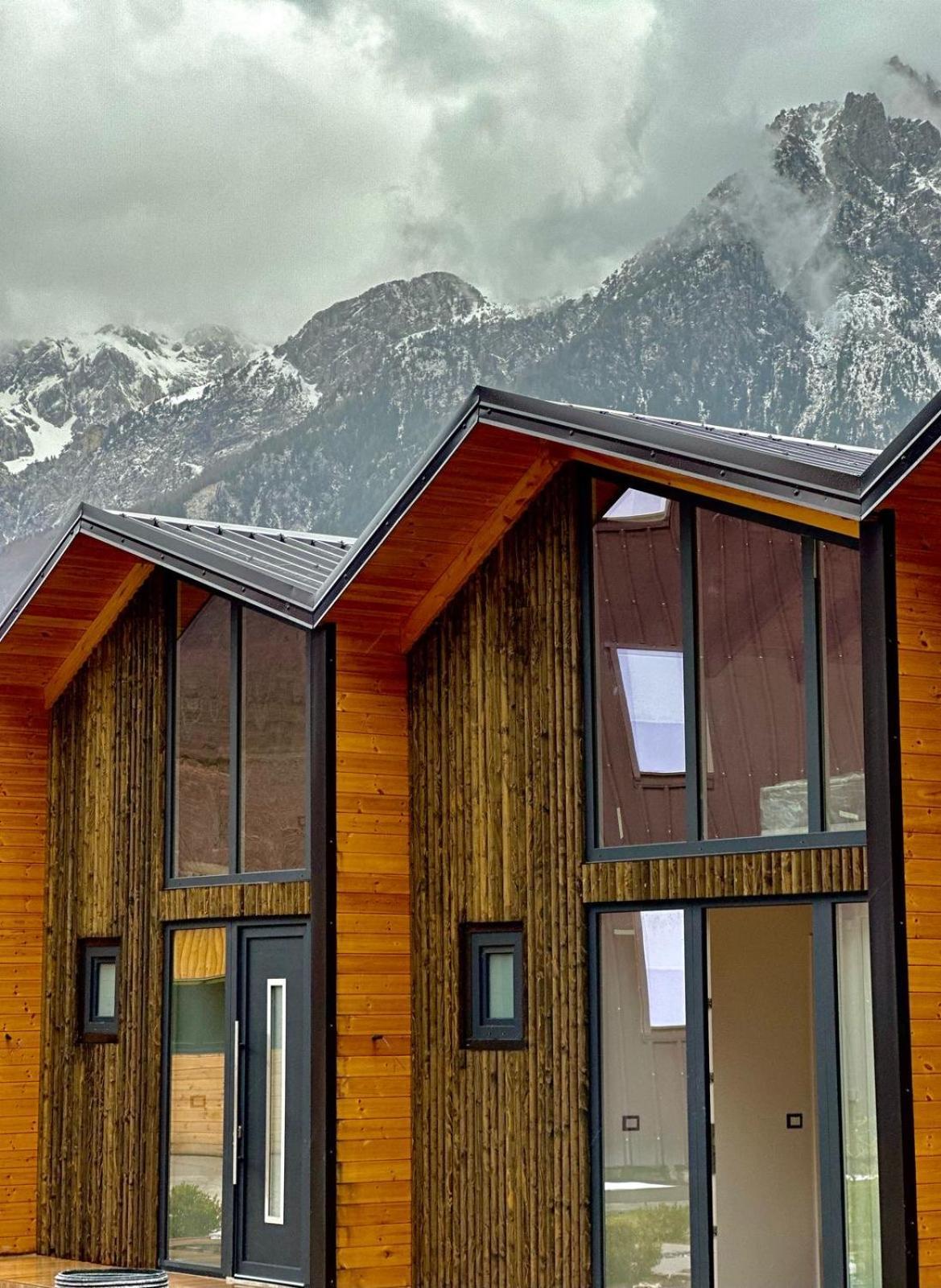 Vidis Chalet Boutique Hotel Theth Esterno foto